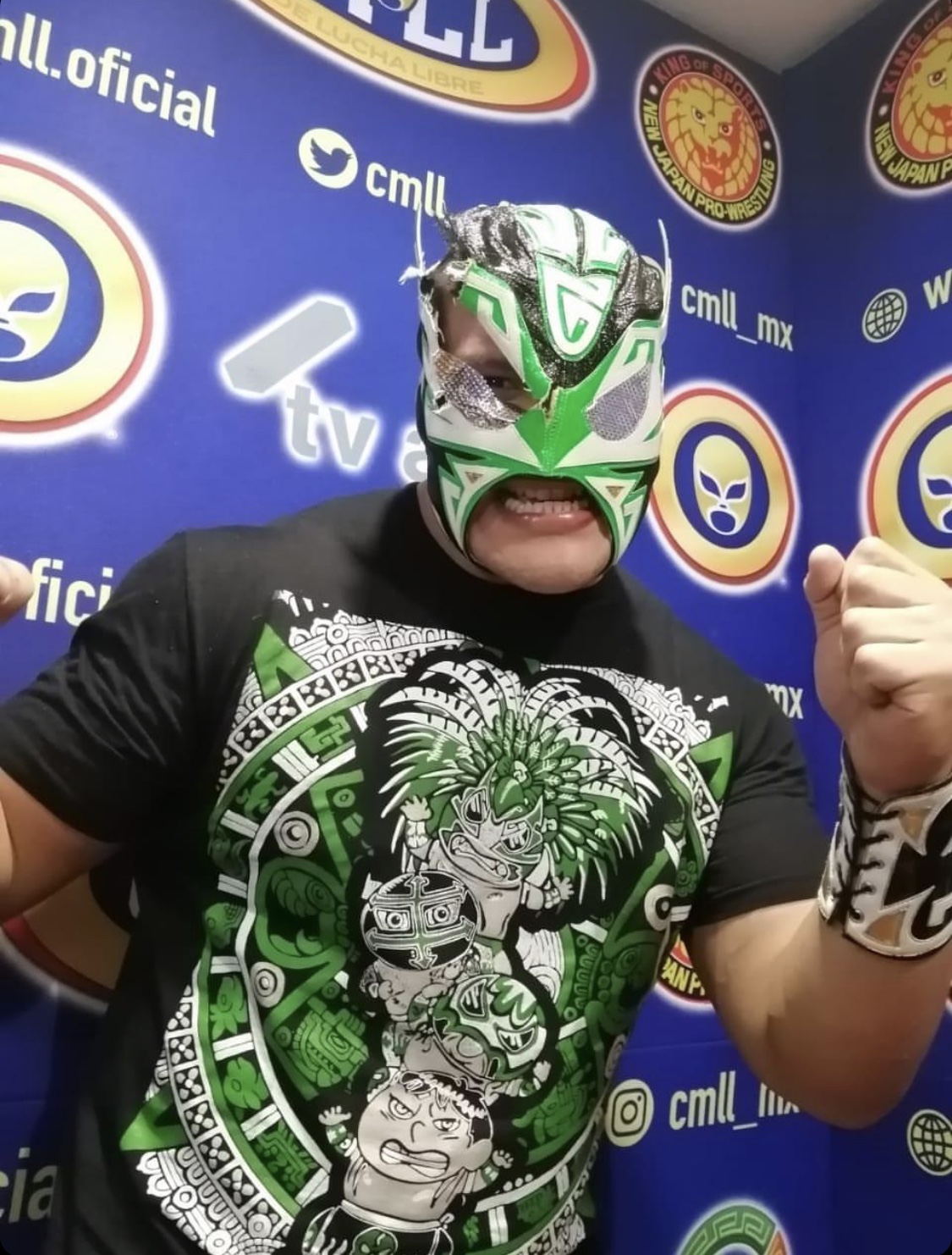 ミスティコ Tシャツ（CMLL・新日本プロレス） 新品未使用